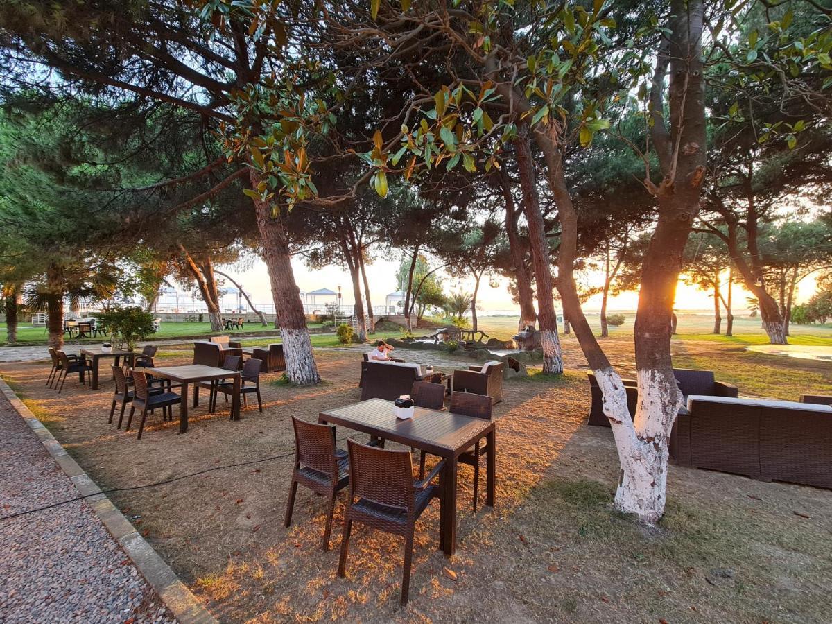 Sporkoey Hotel & Beach Club Darica  Exterior photo